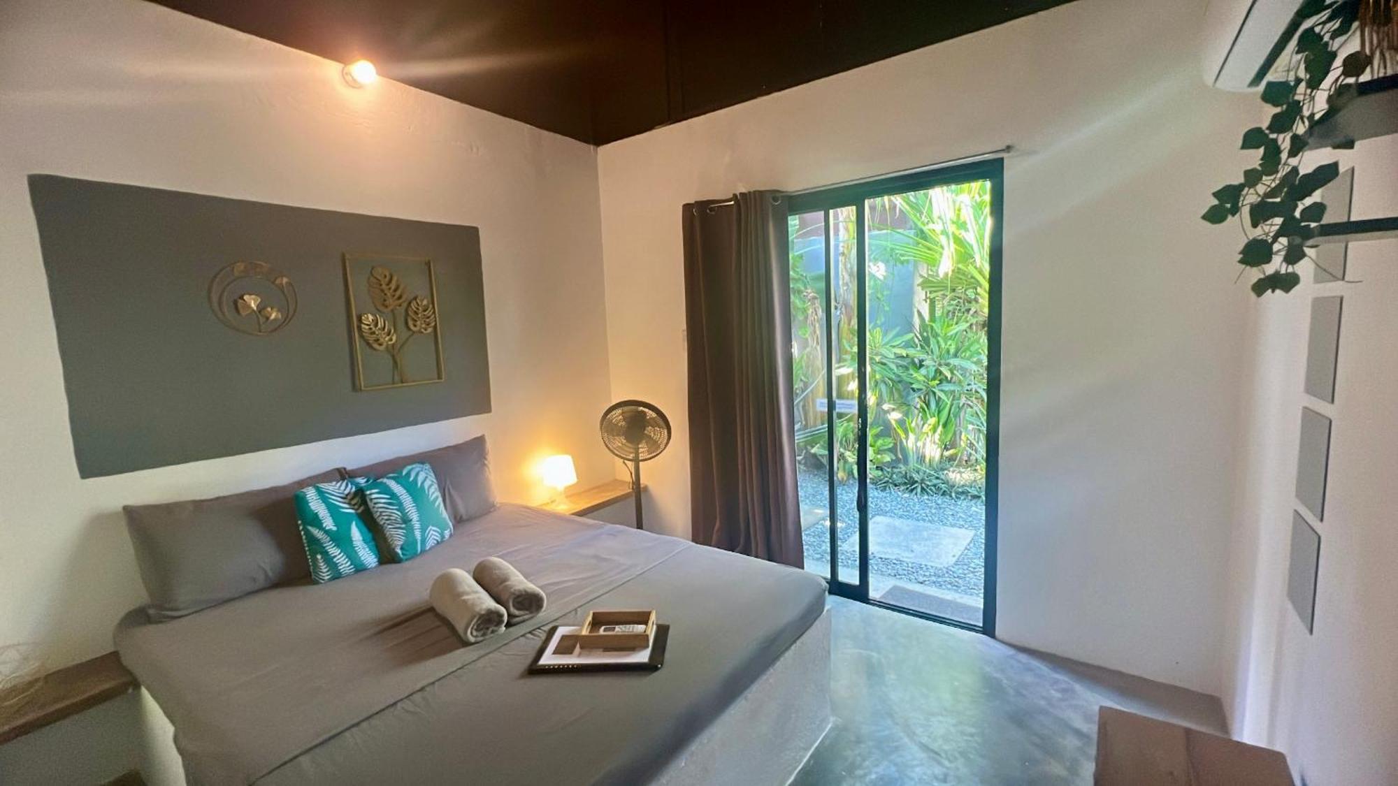 Yay Lodge Siargao, Private Room 1 With Ac & Hot Shower And Fast Starlink Wifi General Luna  Dış mekan fotoğraf